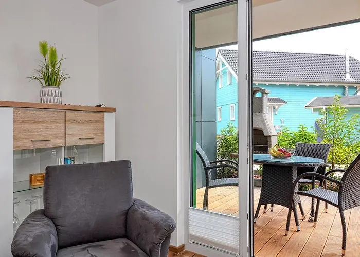 Vakantiehuis Seewolke 4 *